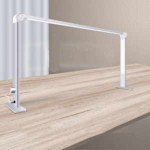 Lámpara UV Plegable de Media Luna para Uñas, 81 cm, Plateada/Oro Rosa, Luz Fría, para Belleza y Bordado, Uso en Escritorio - Product Image 4