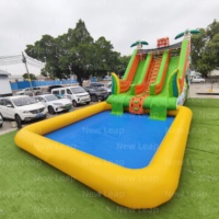 Toboggan aquatique gonflable Yuedong de 42 pieds à double piste avec piscine, thème forêt, pour parc d'attractions et escalade