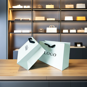 Sacchetti Regalo Personalizzati in Carta Kraft con Manici per Abbigliamento e Biancheria Intima, Personalizzabili con il Tuo Logo per Promozioni - Product Image 1