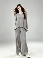 Ensemble tailleur plissé 2 pièces assorti uni pour femme : Cardigan à col boutonné, manches longues et ourlet asymétrique, et pantalon taille haute à jambes larges
