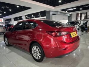 <span class=keywords><strong>Mazda</strong></span> Axela 1.5L d'occasion 2016, transmission automatique - Product Image 2