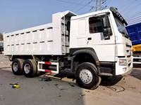 Camion à benne basculante à 10 roues de mètre cube Howo 6x4 16 20 d'occasion à bas prix à vendre