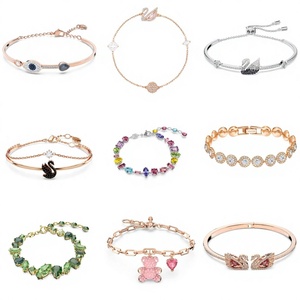 <span class=keywords><strong>Pulsera</strong></span> de Perlas y Diamantes de Alta Calidad para Mujer, <span class=keywords><strong>Brazalete</strong></span> Clásico con Diseño de Corazón Palpitante y Cubo de Azúcar para Celebración de Aniversario con Empaque - Product Image 3