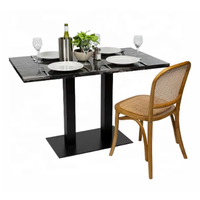 Table à manger moderne en marbre Base en fonte Mobilier de salle à manger pour la maison et l'extérieur pour l'hôtel, l'école et le salon
