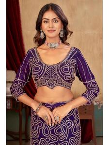 Sari élégant en satin Fandy brodé, orné de perles de luxe et d'un chemisier de créateur fait main inclus, idéal pour les mariages, réceptions et fêtes. - Product Image 5