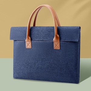 Bolsa Moderna Simples para Laptop <span class=keywords><strong>14</strong></span>/15 Polegadas Impermeável em Poliéster com Logo Personalizável para Uso Corporativo - Product Image 1