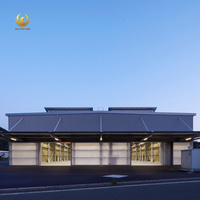 Entrepôt industriel en structure métallique avec installation solaire prête à l'emploi, atelier métallique étanche, bâtiment de stockage logistique