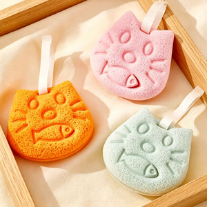 Esponja de Baño con Diseño de Cara de Gato en Rosa, Naranja y Verde Menta con Diseño de Pez para Exfoliar y Limpiar la Piel - Product Image 1