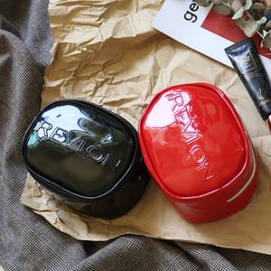 Sac à cosmétiques ovale en PU brillant imperméable rouge haut de gamme de 7 pouces avec logo en relief pour sac de soirée - Product Image 2