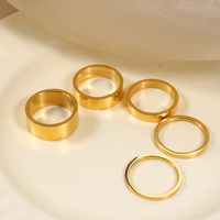 Gravierbares einfarbiges Gold Zigarrenband Ring Statement hochglanzpoliert guter Preis minimalistischer Edelstahlring Stapelung Paar Ringe