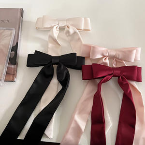 Pince à cheveux en tissu trempé français avec ruban de satin couleur unie et nœud tridimensionnel, accessoire pour cheveux semi-attachés - Product Image 2