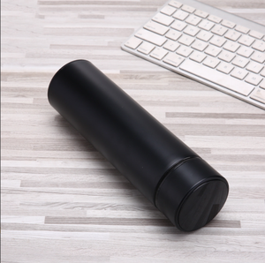 Vaso Térmico de Acero Inoxidable de 500 ml, Taza de Viaje de Doble Pared con Aislamiento, Diseño Minimalista, Color Negro - Product Image 3