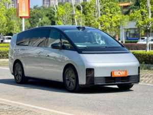 Voitures électriques d'occasion Li <span class=keywords><strong>Auto</strong></span> MEGA 2024 ultra-économiques de Chine, à faible consommation d'énergie et nécessitant peu d'entretien, pour une conduite familiale de luxe - Product Image 3