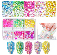 Boîte de 6 compartiments de strass pour ongles en résine colorée, style dessin animé 3D, à fond plat, breloques de luxe effet diamant