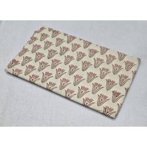Tela de Lona de Algodón con Estampado Floral Color Crema Marrón, Peso Medio, Textil para el Hogar, Ancho de 43/44 Pulgadas - Product Image 4