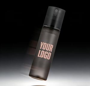 Spray Fijador de <span class=keywords><strong>Maquillaje</strong></span> con Brillo Duradero, Fórmula Ligera e Hidratante, Mate para Uso Diario en Piel Mixta - Product Image 4