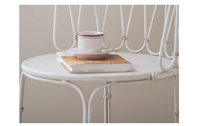 Ensemble de tables et chaises pliantes de bistrot français en fer antique avec finition durable thermolaquée pour la décoration intérieure