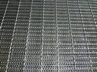 Grille en acier au carbone galvanisé à chaud de petite taille pour la sécurité antidérapante des chaussures à talons hauts dans les appartements et entrepôts