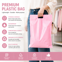 Sac de courses en plastique rose imprimé sur mesure avec poignée découpée pour l'emballage de vêtements, cosmétiques, livres et cadeaux en détail