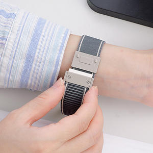 สายนาฬิกาไนลอนยืดหยุ่นสายรัดกีฬาสำหรับแอปเปิ้ลวอทช์11 10 9 8 <span class=keywords><strong>SE2</strong></span>อัลตร้าพร้อมหัวเข็มขัดแม่เหล็ก - Product Image 4