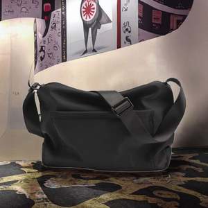 New Fashion Travel Sling <b>Bag</b> for <b>Man</b> Large Capacity <b>Men's</b> Business Handbag Fashion Hiking Outdoor Chest <b>Bag</b> - Product Image 3