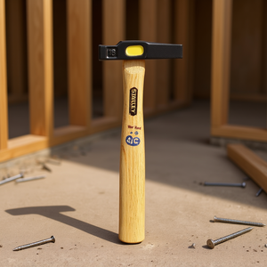 Marteau de charpentier Stanley 16 oz avec manche en bois, outil de charpenterie - Product Image 3