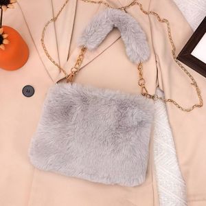 Sac en fausse fourrure aspect cuir avec longue chaîne et texture douce, disponible en plusieurs couleurs pour un usage quotidien et les sorties des femmes - Product Image 3