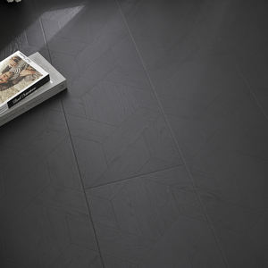 Revêtement de sol <span class=keywords><strong>stratifié</strong></span> intérieur moderne de style design européen <span class=keywords><strong>Parquet</strong></span> à nœud chinois noir Surface mate AC3 résistante à l'usure à haute brillance - Product Image 2