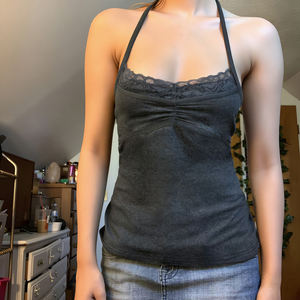 Top camisole plissé en dentelle, sexy et séduisant, dos nu, vêtement intérieur/extérieur - Product Image 1