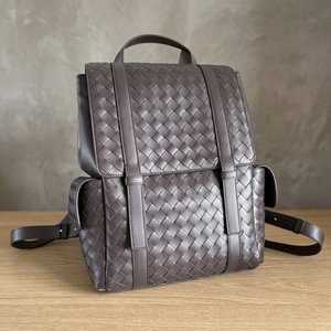 Mochila Unisex de Cuero Genuino Tejido, Estilo Minimalista Normcore, con Patrón de Diamantes, de 20-35L, para Uso Diario - Product Image 3