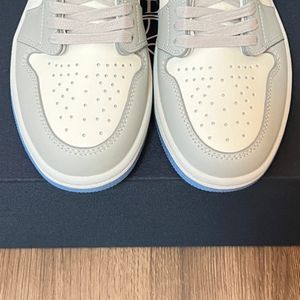 Chaussures de Basketball Rétro Homme 2026 de Qualité Supérieure – Olive Moyen, Noir Phantom – Confort et Style pour le Sport - Product Image 2