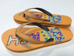 Zapatillas de playa personalizadas para mujer, chanclas profesionales con suela en relieve y correas de dos colores, venta al por mayor - Product Image 5