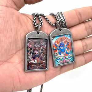 Pendentif Mahakala à six bras de style Thangka, forme bouclier, serti en clos, collier unisexe pour usage quotidien 216070 - Product Image 3