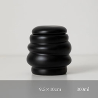 Bougies parfumées fortes personnalisées sans étiquette pot vide bougie parfumée naturelle en céramique de forme spéciale pour la décoration de la maison