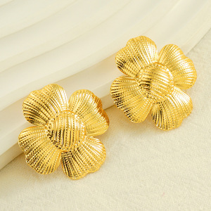Zogxin Flower <b>Stud</b> Earrings 18K Gold Plated <b>Titanium</b> Steel For Women Everyday Wear - Product Image 3