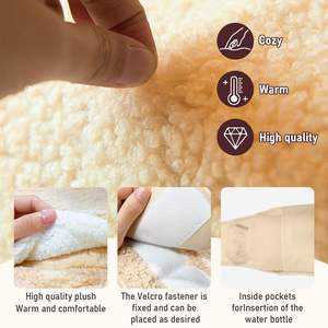 Fabricant de bouillotte en gros avec ceinture, bouillotte de 1l avec couvercle en polaire - Product Image 3