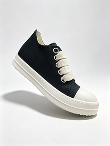 Zapatillas clásicas de lona con cordones, cómodas y planas, estilo casual. - Product Image 6