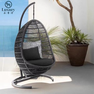 モダンで豪華なパティオスイングチェア屋外籐スイングエッグチェアスタンド付き - Product Image 2