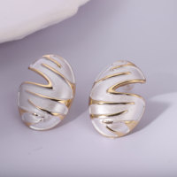 Boucles d'oreilles clous tendance pour femmes NYH, style rétro minimaliste, accessoires géométriques simples, plaqué or, effet goutte d'huile