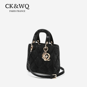 Collezione Primavera-Estate 2026: Borsa a Tracolla di Lusso in PU Resistente per Donna, Ultima Moda in Tinta Unita - Product Image 5