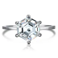 Fashion Pagoda Cut Hexagon Simulation Diamond One Carat fidanzamento femminile anello in argento Sterling 925 con zirconi