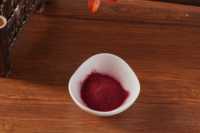 Bedak pewarna makanan merah alami cerah terbuat dari 100% bit kering warna intens untuk Frostings & Macarons