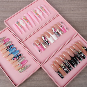 Venta al por mayor 10 piezas <span class=keywords><strong>de</strong></span> <span class=keywords><strong>uñas</strong></span> <span class=keywords><strong>de</strong></span> acrílico ABS pintadas a mano hermoso diseño hecho a mano para niñas presione en la aplicación del dedo - Product Image 5