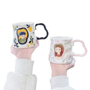 Tazza in ceramica ad alto valore di colore per l'home Office con cucchiaio regalo di compleanno per ragazze che accompagnano la tazza di caffè - Product Image 2