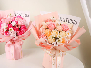 Ramo de Rosas de Jabón Artificial para Bodas, Graduaciones y Navidad - Decoración del Hogar Estilo Coreano, Material de Almidón de Maíz - Product Image 3