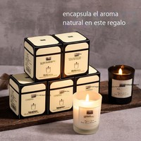 Bougie parfumée en cire de soja naturelle biologique de luxe personnalisée dans un bocal en verre blanc et noir pour cadeau aux invités