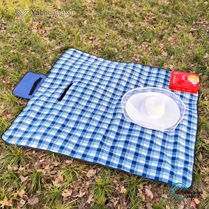 Manta de Picnic Plegable a Cuadros Azules, Rectangular, para Acampar al Aire Libre, para Todas las Estaciones, Impermeable, Resistente a la Humedad, Material Textil - Product Image 4