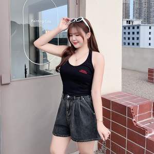 Camiseta sin mangas negra con bordado Runqi N8339 para mujer, talla grande, de algodón, para chicas con curvas. - Product Image 1