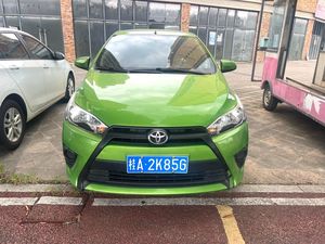 Auto Usata in Vendita: Toyota Yaris L, Modello 2014, Edizione 1.3E Charm, Cambio Automatico, Prima Immatricolazione Gennaio 2016 - Product Image 2