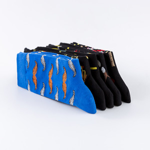 Calcetines de Algodón con Diseño Personalizado al por Mayor, Calcetines Divertidos con Estilo Nuevo, Calcetines Versátiles con Estampado de Vino, Bigote, Música, Matemáticas, Deportivos, Unisex - Product Image 4